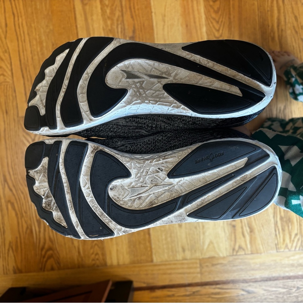 Altra Ego Black and White Sneakers - Picture 4 of 5
